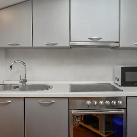 Dida I Nonna Piazza View Porec