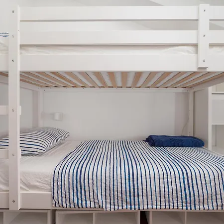 Dida I Nonna Piazza View 포레치