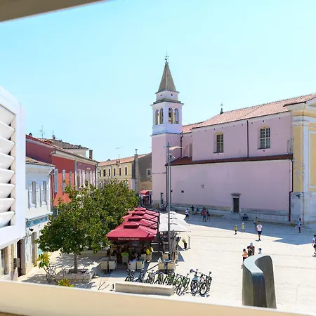 Dida I Nonna Piazza View Appartement *