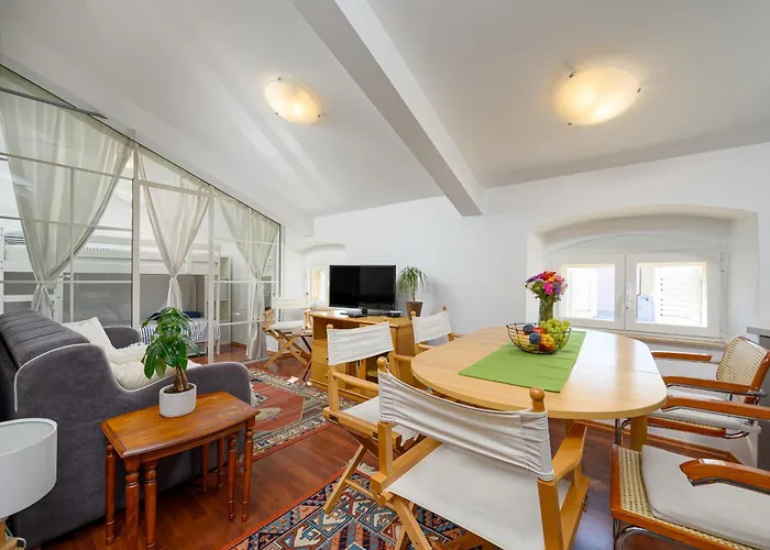 Dida I Nonna Piazza View Apartmán *