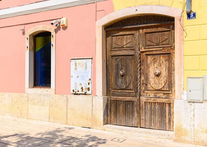 Dida I Nonna Piazza View *